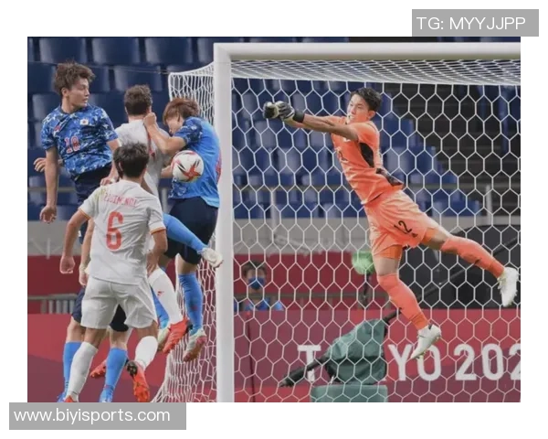 苏莱禁区前精彩兜射破门助罗马首开纪录1-0领先对手 苏莱禁区前精彩兜射破门助罗马首开纪录1-0领先对手